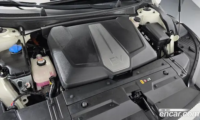 Kia EV6 2023 0.1 автомат (гидро), миниатюра 5 Kia EV6 2023 0.1 автомат (гидро), миниатюра 5