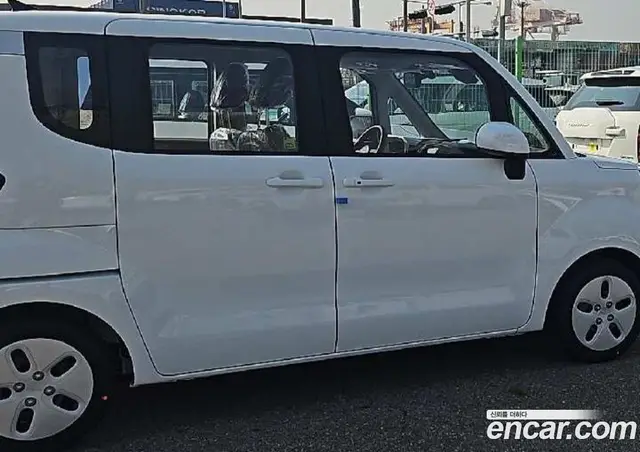 Kia Ray 2025 1.0 автомат (гидро), миниатюра 11 Kia Ray 2025 1.0 автомат (гидро), миниатюра 11