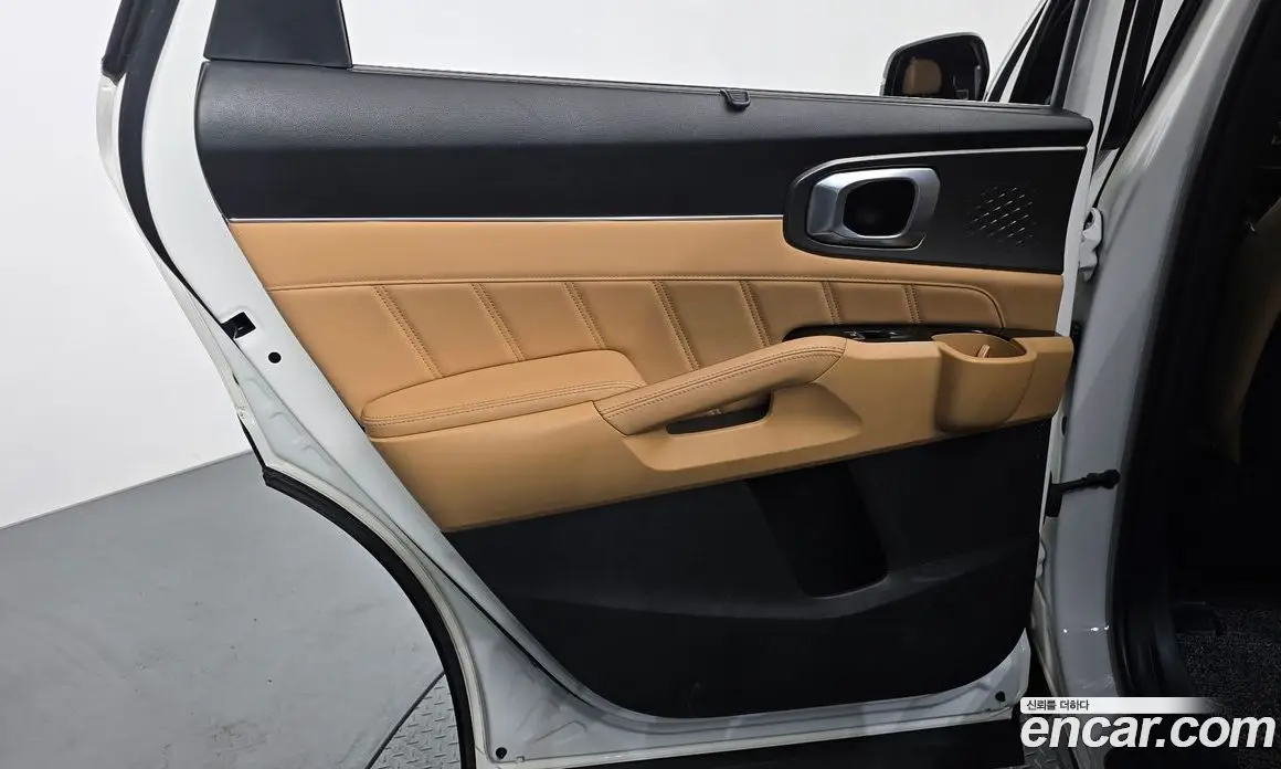 Kia Sorento 2022 1.6 автомат (гидро), фото 14 Kia Sorento 2022 1.6 автомат (гидро), фото 14