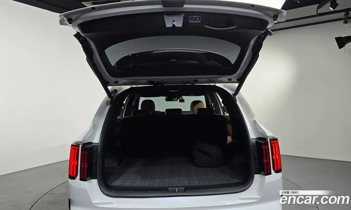 Kia Sorento 2022 1.6 автомат (гидро), фото 23 Kia Sorento 2022 1.6 автомат (гидро), фото 23