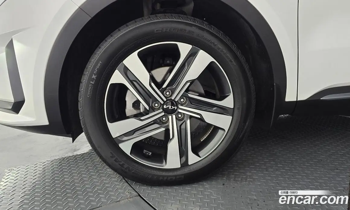 Kia Sorento 2022 1.6 автомат (гидро), фото 4 Kia Sorento 2022 1.6 автомат (гидро), фото 4