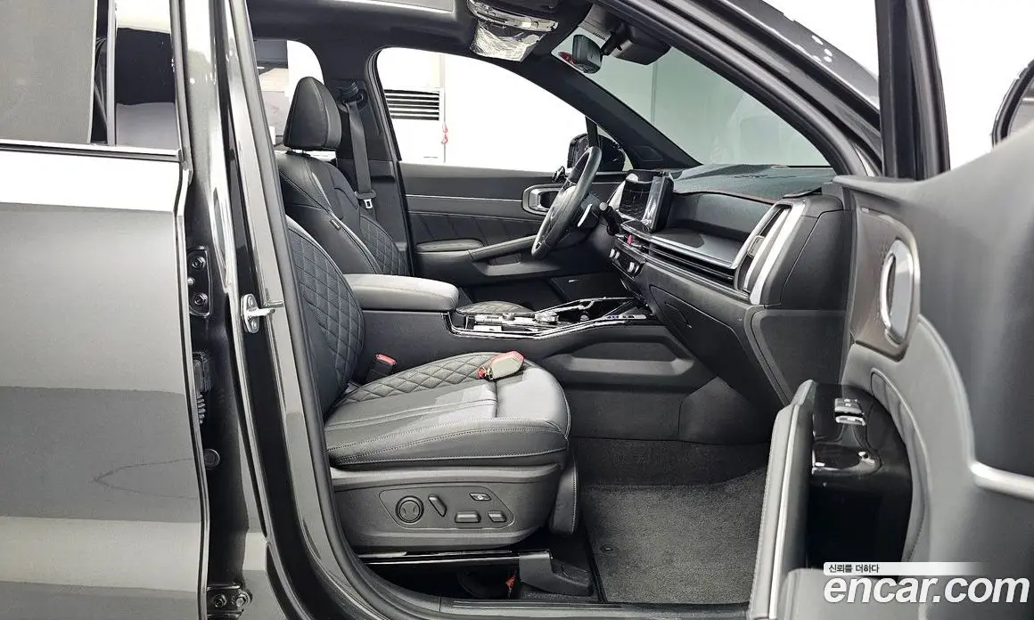 Kia Sorento 2024 2.5 автомат (гидро), фото 16 Kia Sorento 2024 2.5 автомат (гидро), фото 16