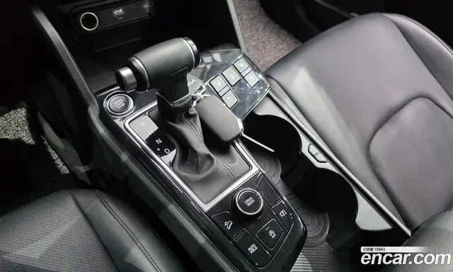 Kia Sportage 2021 2.0 автомат (гидро), миниатюра 12