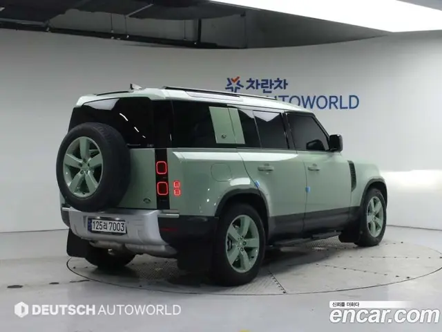 Land Rover Defender 2023 3.0 автомат (гидро), миниатюра 2 Land Rover Defender 2023 3.0 автомат (гидро), миниатюра 2