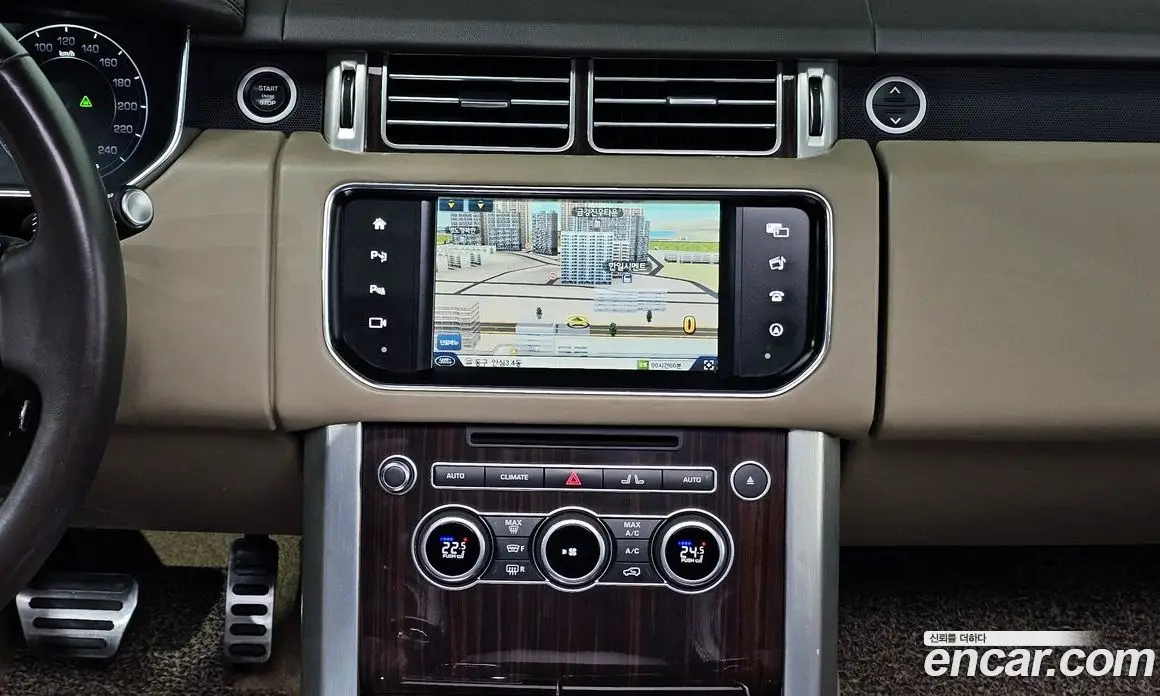 Land Rover Range Rover 2015 4.4 автомат (гидро), фото 14 Land Rover Range Rover 2015 4.4 автомат (гидро), фото 14