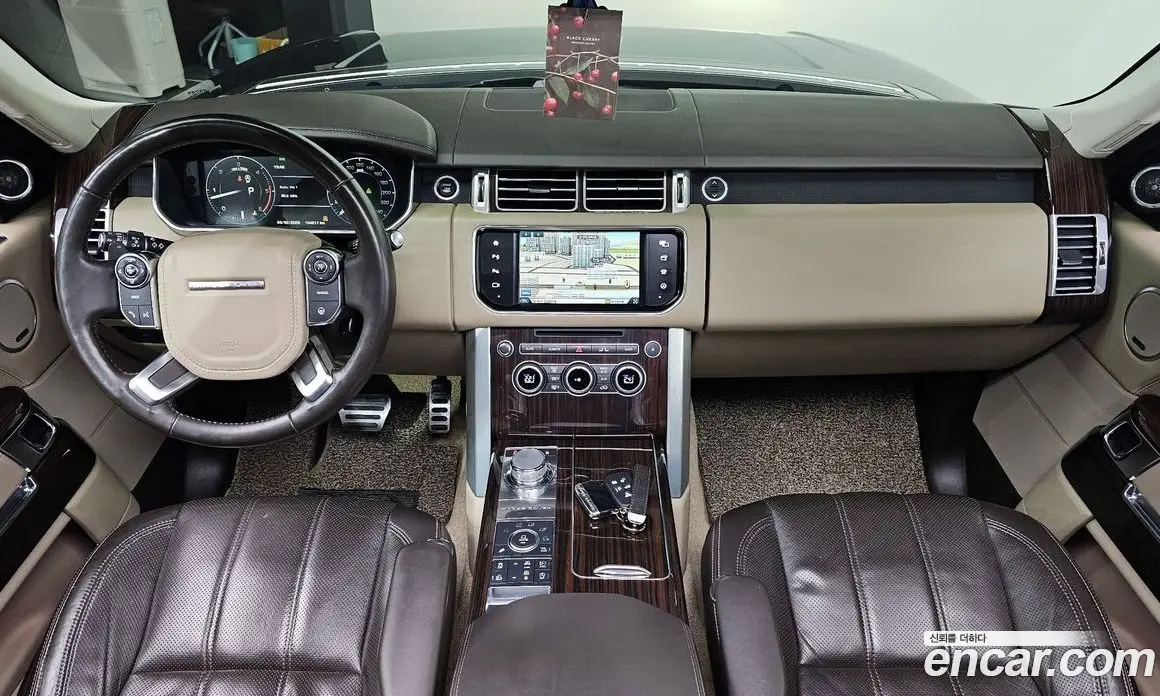 Land Rover Range Rover 2015 4.4 автомат (гидро), фото 7 Land Rover Range Rover 2015 4.4 автомат (гидро), фото 7
