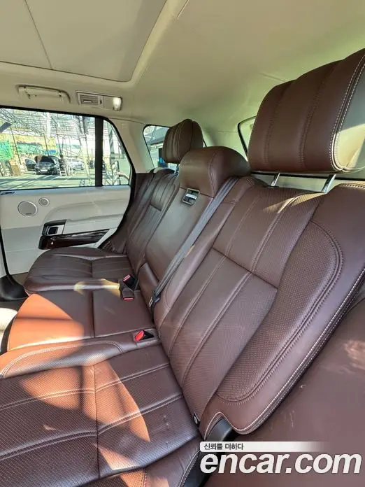 Land Rover Range Rover 2015 4.4 автомат (гидро), фото 11 Land Rover Range Rover 2015 4.4 автомат (гидро), фото 11