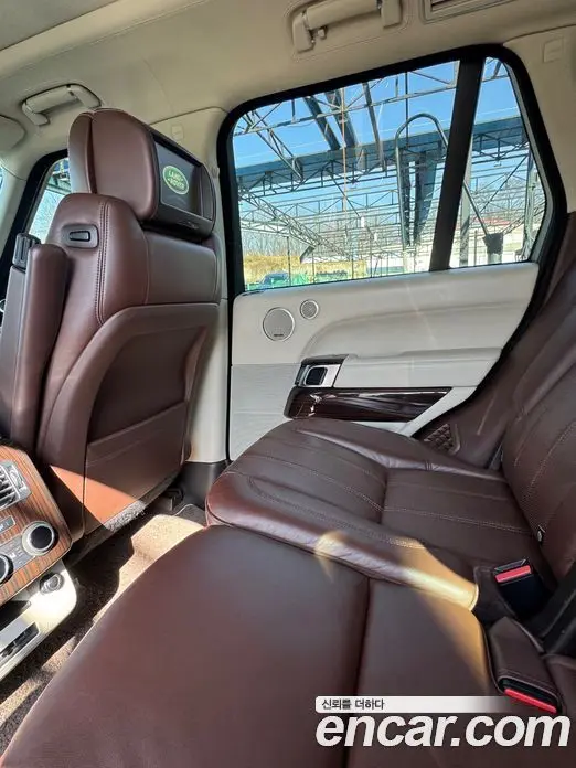 Land Rover Range Rover 2015 4.4 автомат (гидро), фото 13 Land Rover Range Rover 2015 4.4 автомат (гидро), фото 13