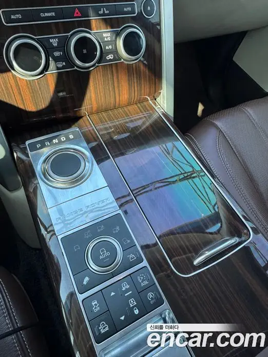 Land Rover Range Rover 2015 4.4 автомат (гидро), миниатюра 9 Land Rover Range Rover 2015 4.4 автомат (гидро), миниатюра 9
