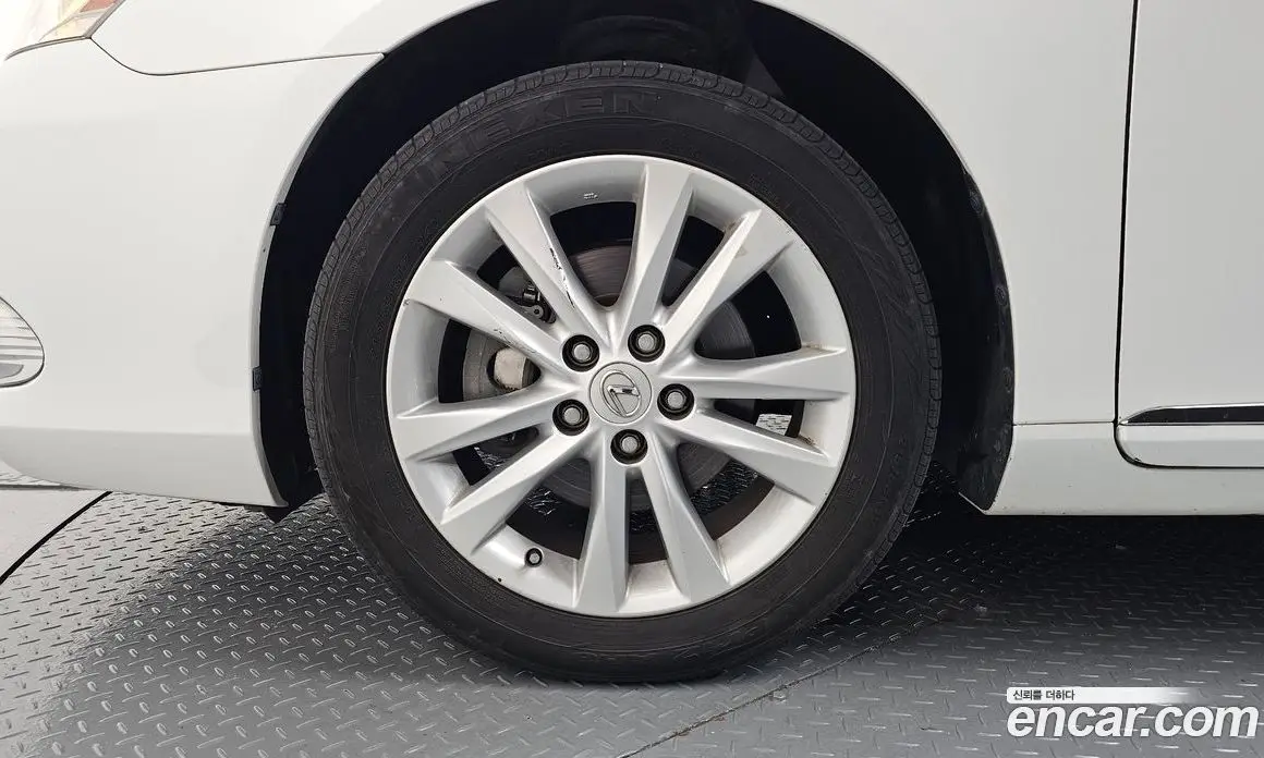 Lexus ES 2012 3.5 автомат (гидро), фото 5 Lexus ES 2012 3.5 автомат (гидро), фото 5