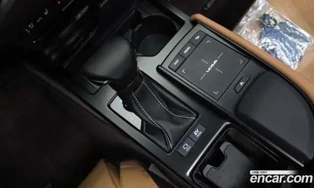 Lexus ES 2021 2.5 автомат (гидро), миниатюра 11 Lexus ES 2021 2.5 автомат (гидро), миниатюра 11