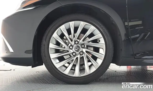 Lexus ES 2021 2.5 автомат (гидро), миниатюра 4 Lexus ES 2021 2.5 автомат (гидро), миниатюра 4