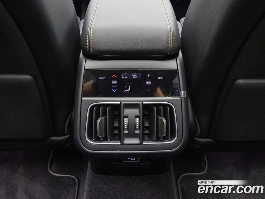 Maserati Grecale 2025 0.3 автомат (гидро), фото 18 Maserati Grecale 2025 0.3 автомат (гидро), фото 18