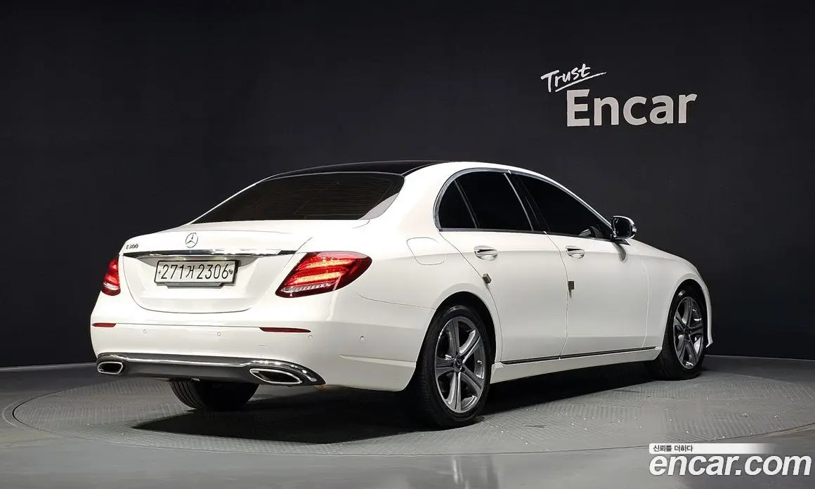 Mercedes-Benz E-Class 2019 2.0 автомат (гидро), фото 2 Mercedes-Benz E-Class 2019 2.0 автомат (гидро), фото 2