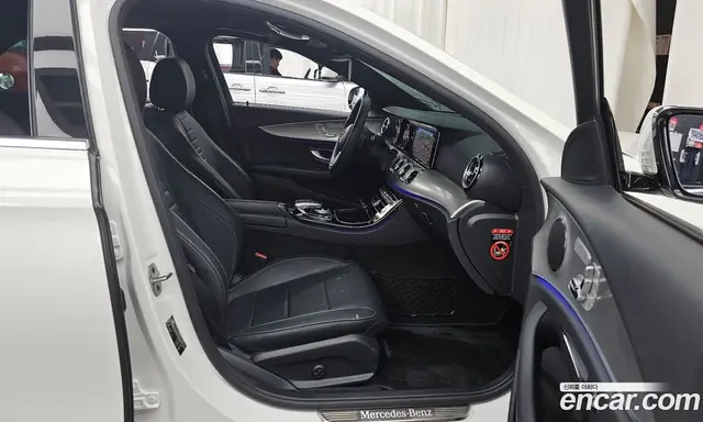 Mercedes-Benz E-Class 2019 2.0 автомат (гидро), миниатюра 11 Mercedes-Benz E-Class 2019 2.0 автомат (гидро), миниатюра 11