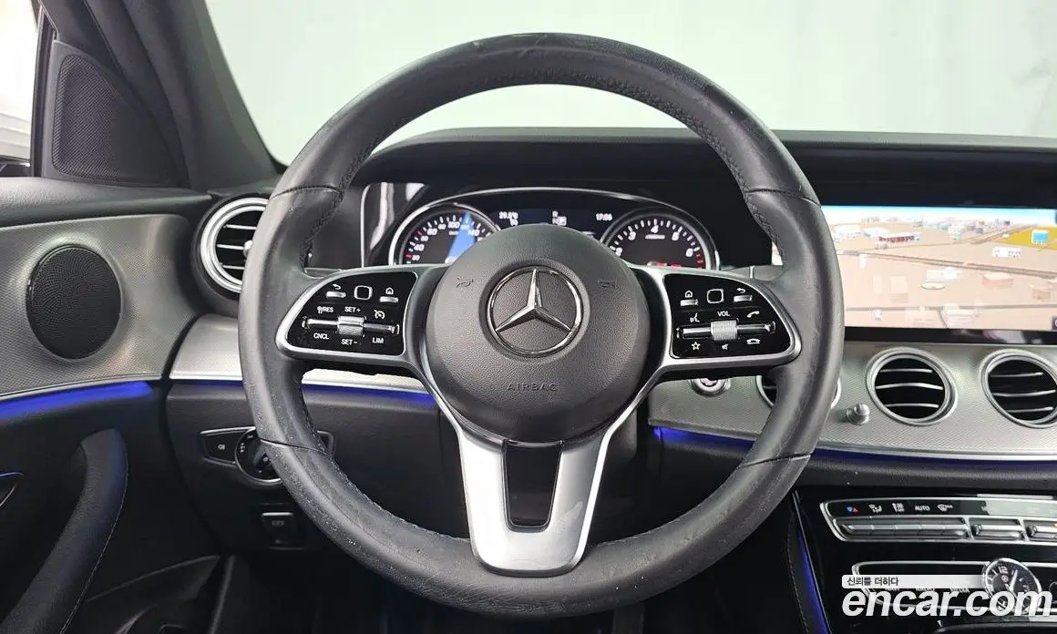 Mercedes-Benz E-Class 2019 2.0 автомат (гидро), фото 13 Mercedes-Benz E-Class 2019 2.0 автомат (гидро), фото 13