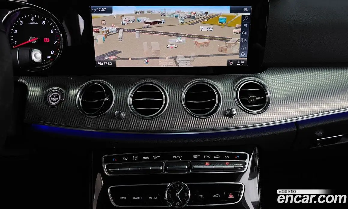 Mercedes-Benz E-Class 2019 2.0 автомат (гидро), фото 14 Mercedes-Benz E-Class 2019 2.0 автомат (гидро), фото 14