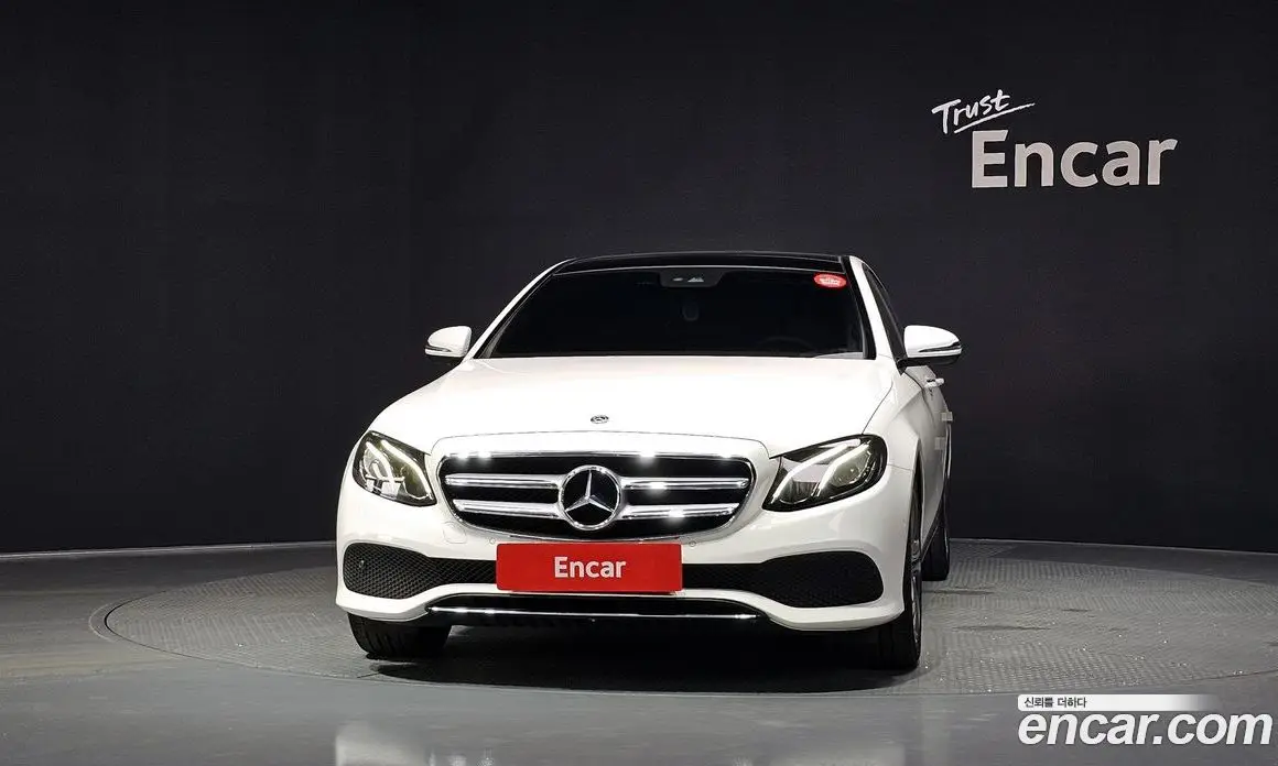 Mercedes-Benz E-Class 2019 2.0 автомат (гидро), фото 3 Mercedes-Benz E-Class 2019 2.0 автомат (гидро), фото 3