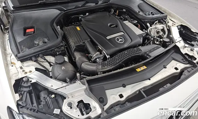 Mercedes-Benz E-Class 2019 2.0 автомат (гидро), миниатюра 6 Mercedes-Benz E-Class 2019 2.0 автомат (гидро), миниатюра 6