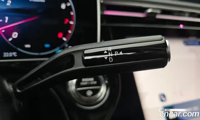 Mercedes-Benz E-Class 2025 2.0 автомат (гидро), миниатюра 12
