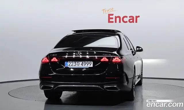 Mercedes-Benz E-Class 2025 2.0 автомат (гидро), миниатюра 4 Mercedes-Benz E-Class 2025 2.0 автомат (гидро), миниатюра 4