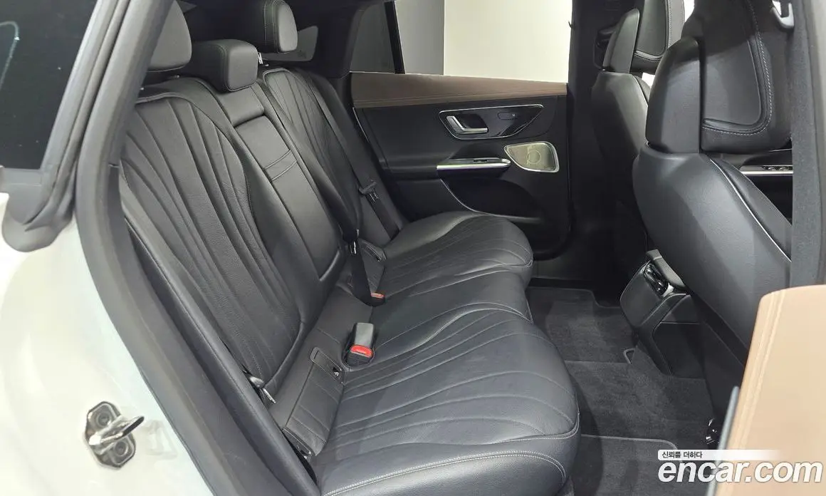 Mercedes-Benz EQE 2022 0.3 автомат (гидро), фото 17 Mercedes-Benz EQE 2022 0.3 автомат (гидро), фото 17