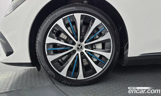 Mercedes-Benz EQE 2022 0.3 автомат (гидро), миниатюра 5 Mercedes-Benz EQE 2022 0.3 автомат (гидро), миниатюра 5