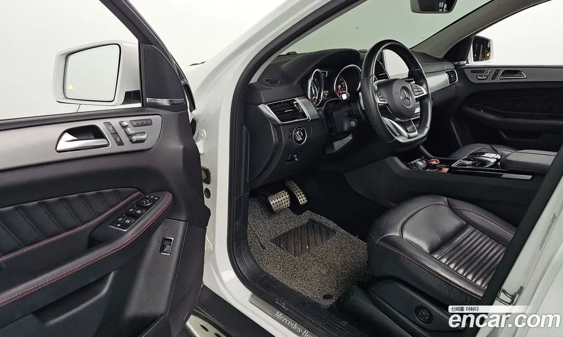 Mercedes-Benz GLE-Class 2018 3.0 автомат (гидро), фото 13 Mercedes-Benz GLE-Class 2018 3.0 автомат (гидро), фото 13