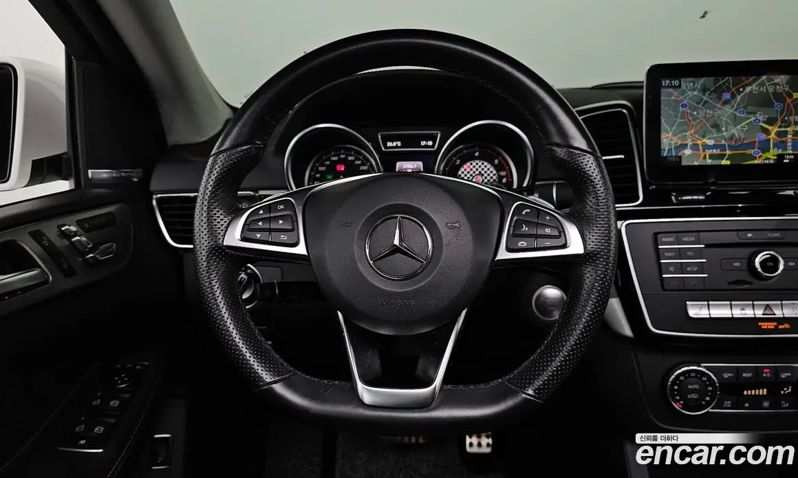 Mercedes-Benz GLE-Class 2018 3.0 автомат (гидро), фото 19 Mercedes-Benz GLE-Class 2018 3.0 автомат (гидро), фото 19