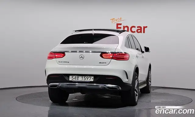 Mercedes-Benz GLE-Class 2018 3.0 автомат (гидро), миниатюра 4 Mercedes-Benz GLE-Class 2018 3.0 автомат (гидро), миниатюра 4