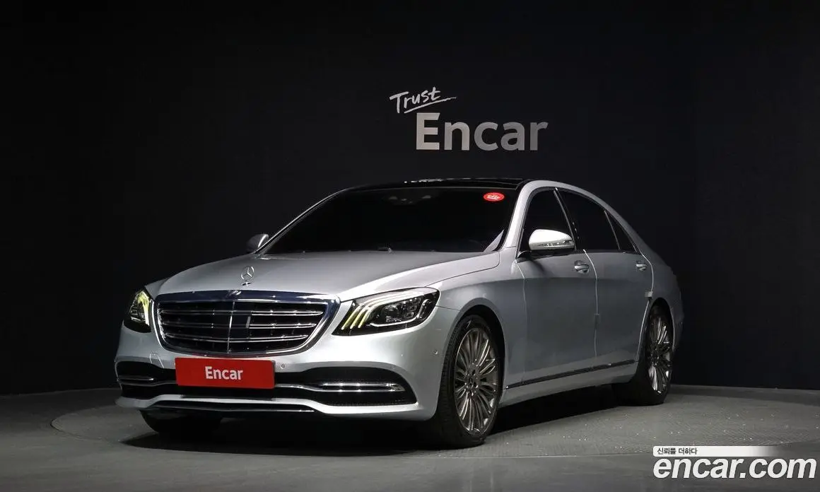 Mercedes-Benz S-Class 2018 4.0 автомат (гидро), фото 1 Mercedes-Benz S-Class 2018 4.0 автомат (гидро), фото 1