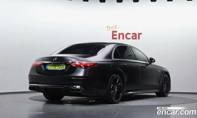 Mercedes-Benz S-Class 2024 4.0 автомат (гидро), миниатюра 2