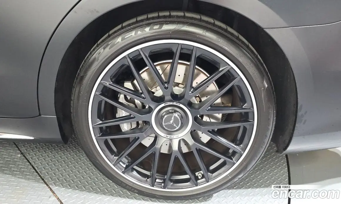 Mercedes-Benz S-Class 2024 4.0 автомат (гидро), фото 7