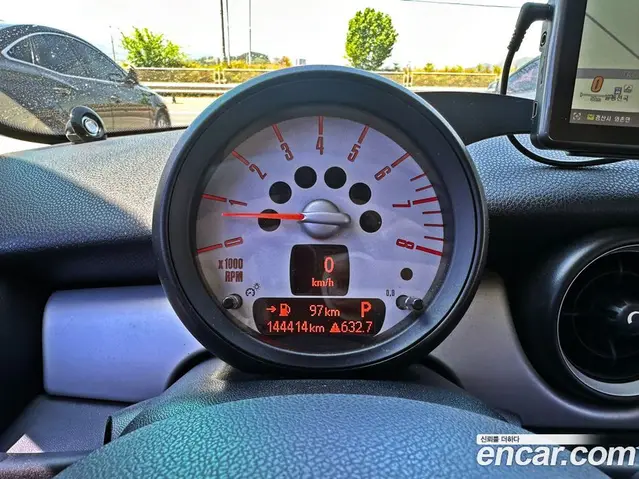 Mini Cooper 2011 1.6 автомат (гидро), миниатюра 12