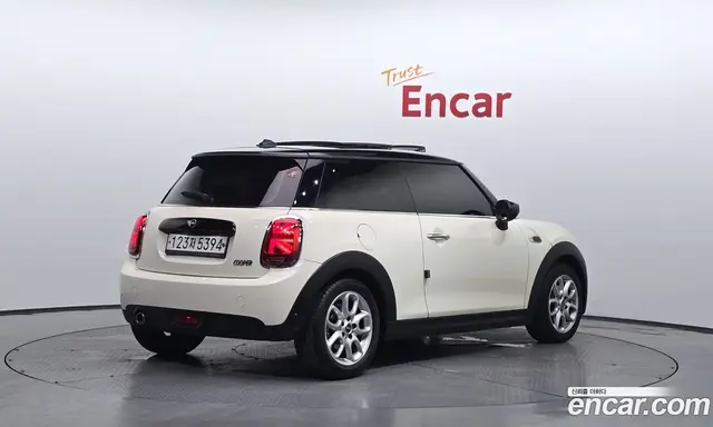 Mini Cooper 2020 1.5 автомат (гидро), миниатюра 2