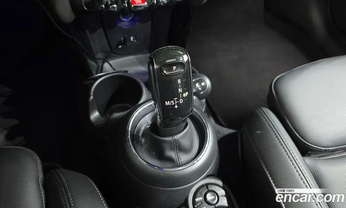 Mini Cooper 2020 1.5 автомат (гидро), фото 12