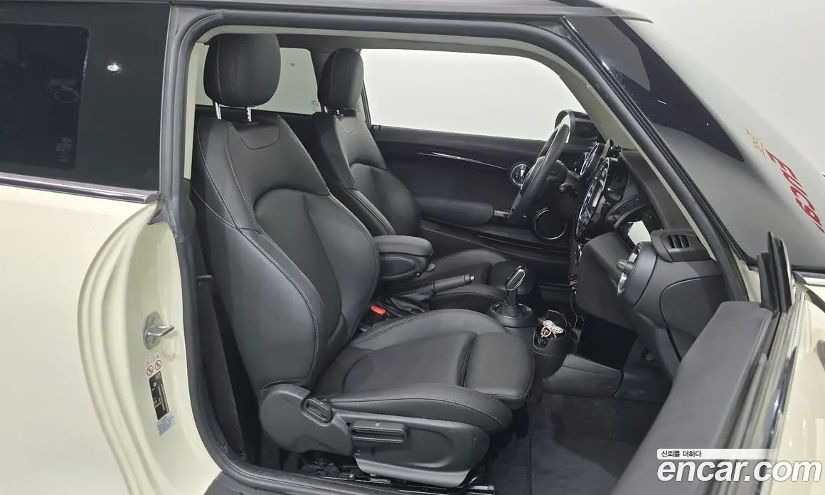 Mini Cooper 2020 1.5 автомат (гидро), фото 16