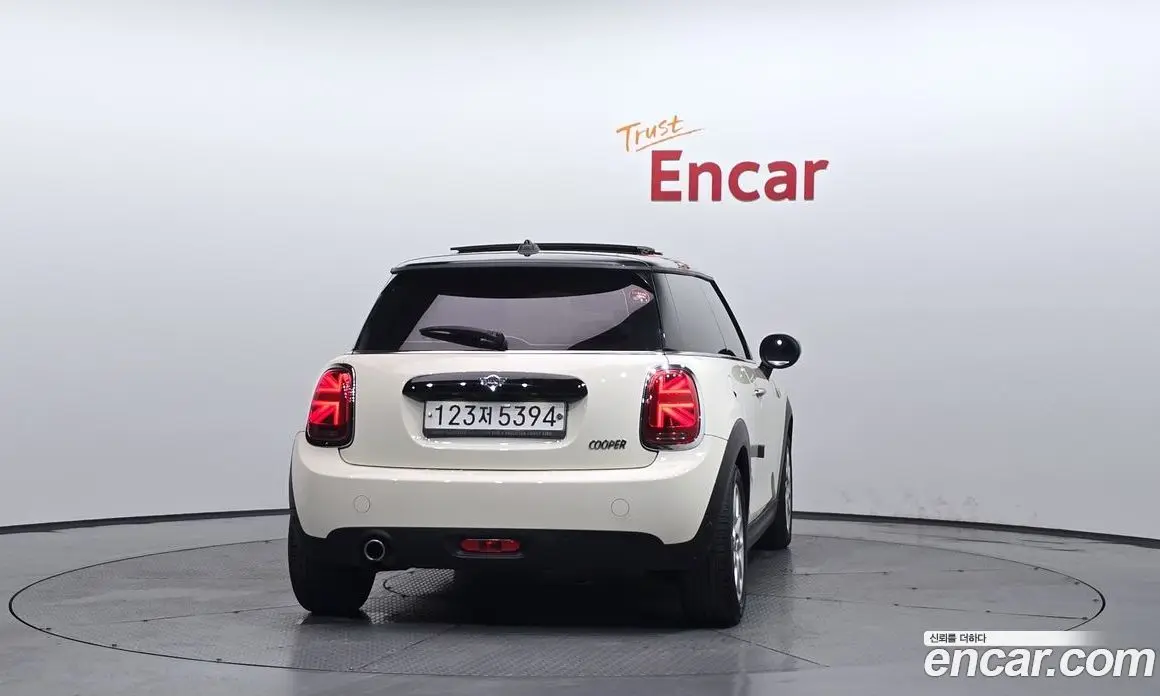 Mini Cooper 2020 1.5 автомат (гидро), фото 4