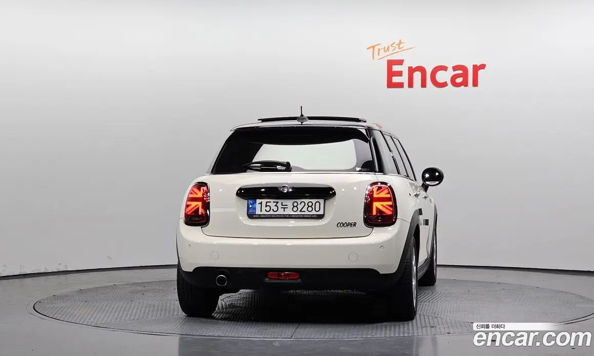 Mini Cooper 2021 1.5 автомат (гидро), фото 4