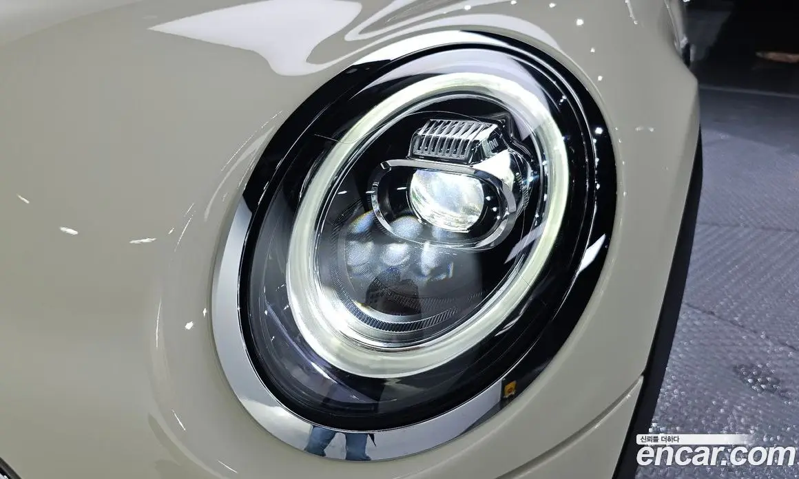 Mini Cooper 2021 1.5 автомат (гидро), фото 8