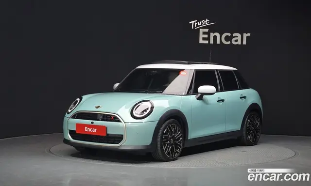 Mini Cooper 2025 2.0 автомат (гидро), миниатюра 1