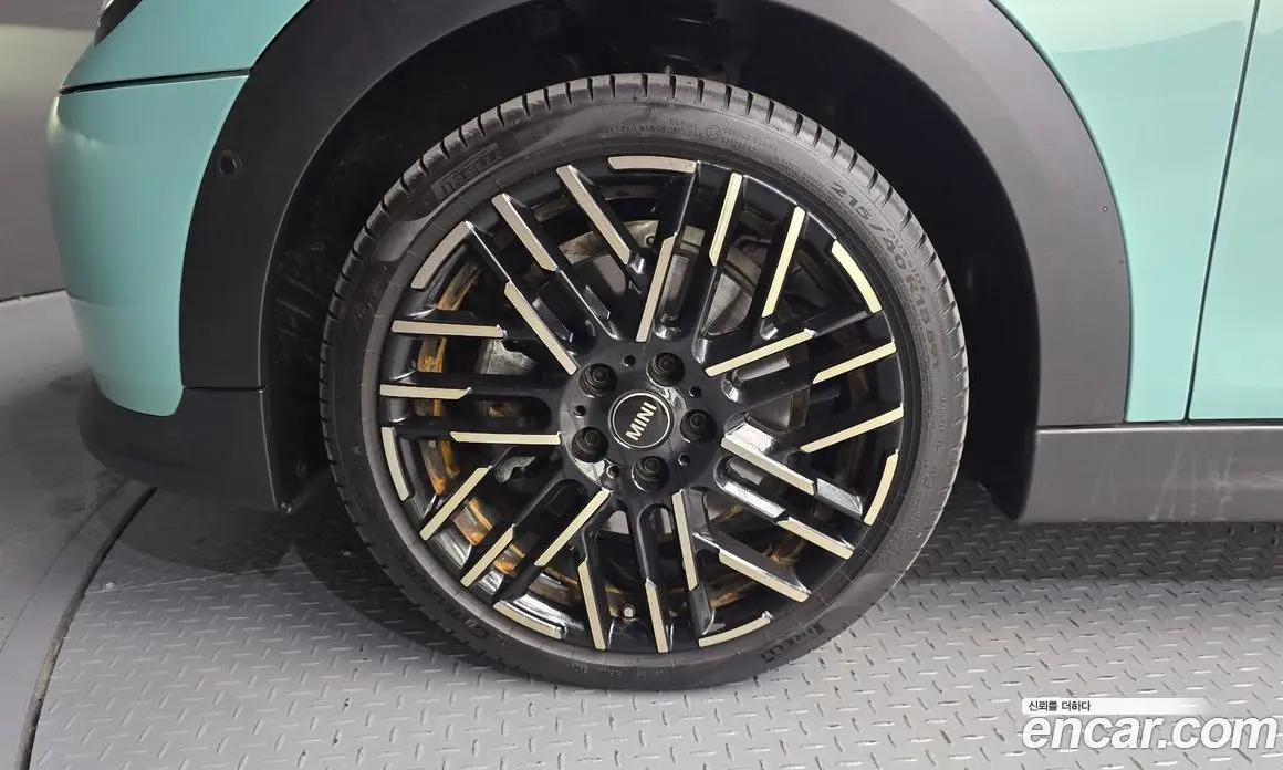 Mini Cooper 2025 2.0 автомат (гидро), фото 5