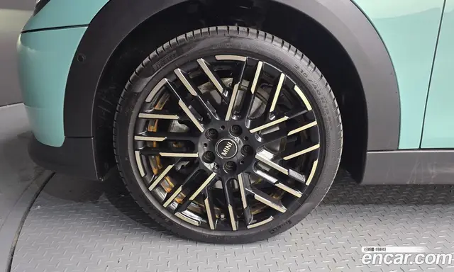 Mini Cooper 2025 2.0 автомат (гидро), миниатюра 5