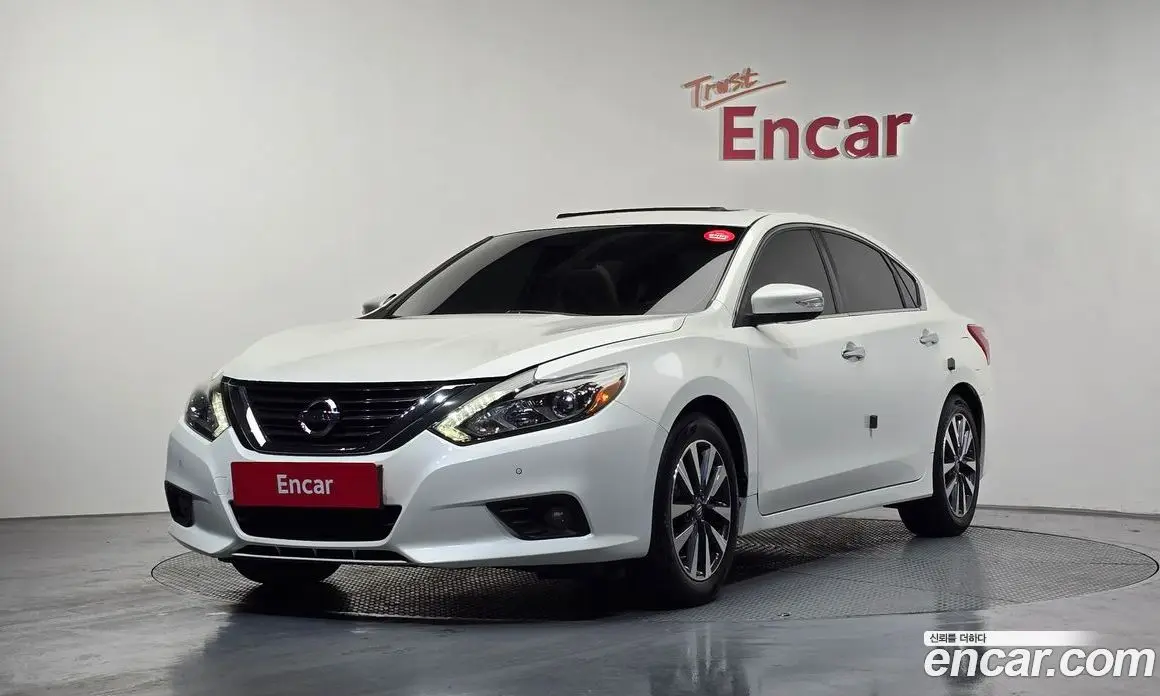 Nissan Altima 2017 2.5 автомат (гидро), фото 1 Nissan Altima 2017 2.5 автомат (гидро), фото 1