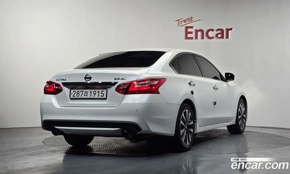 Nissan Altima 2017 2.5 автомат (гидро), фото 2 Nissan Altima 2017 2.5 автомат (гидро), фото 2