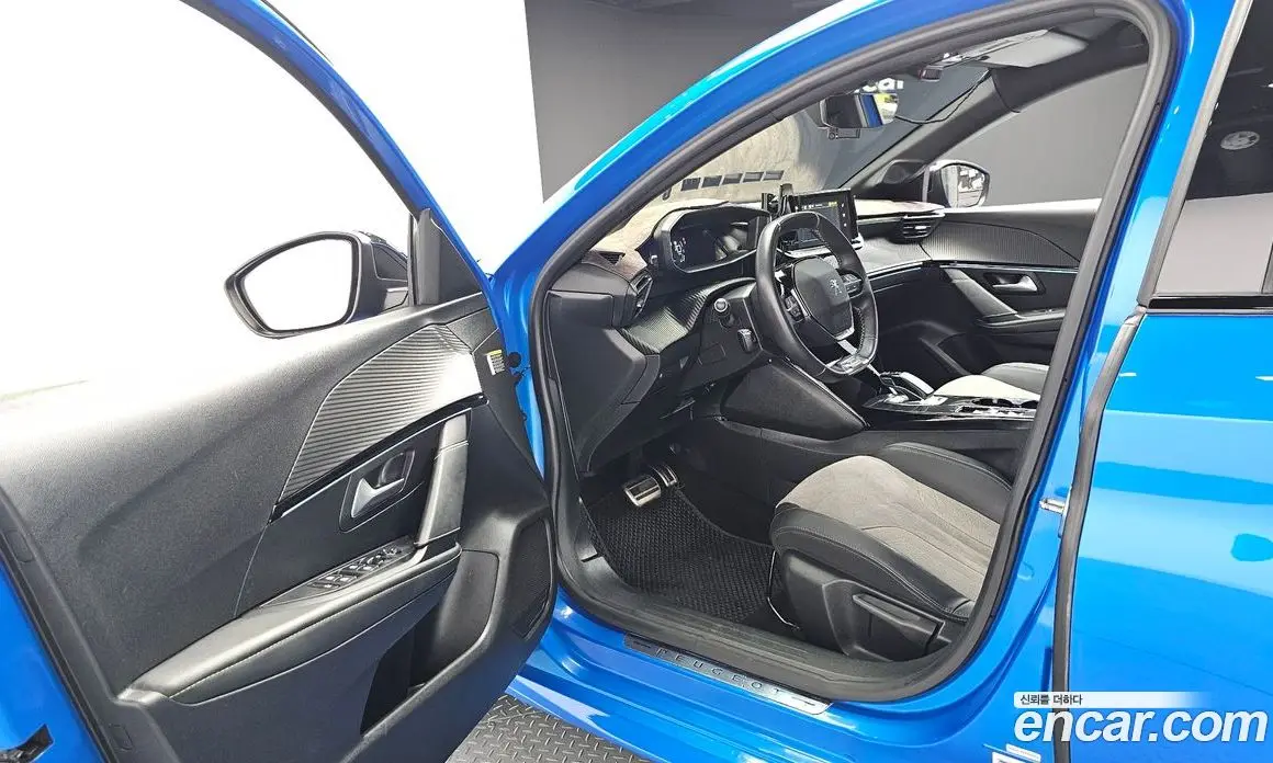 Peugeot 208 2020 0.2 автомат (гидро), фото 13