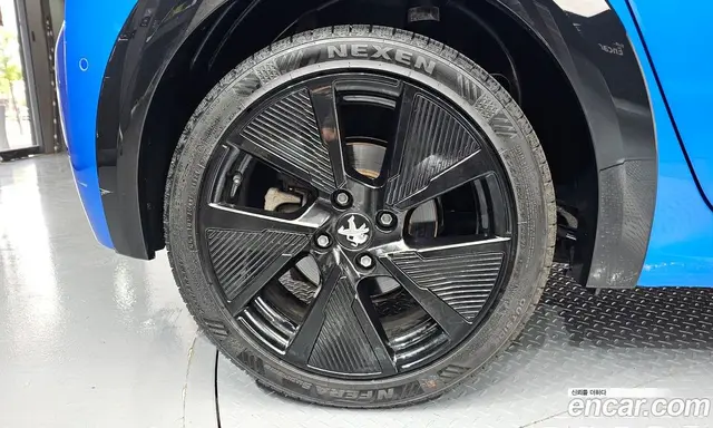 Peugeot 208 2020 0.2 автомат (гидро), миниатюра 5