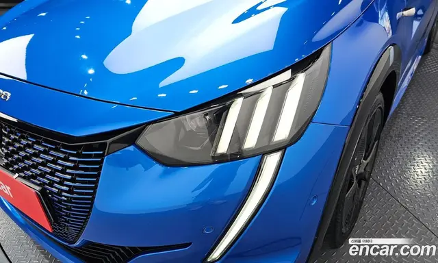 Peugeot 208 2020 0.2 автомат (гидро), миниатюра 8