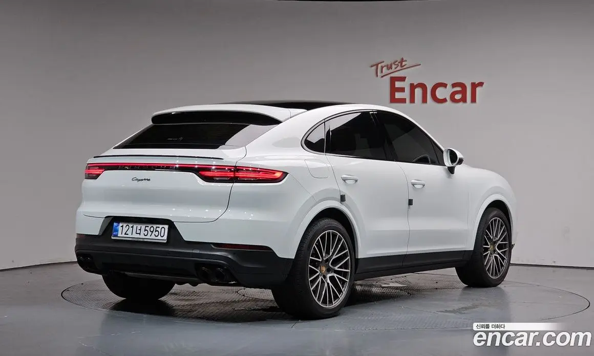 Porsche Cayenne 2022 3.0 автомат (гидро), фото 2 Porsche Cayenne 2022 3.0 автомат (гидро), фото 2