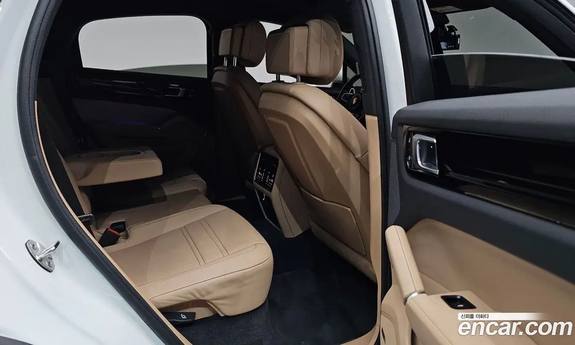 Porsche Cayenne 2022 3.0 автомат (гидро), фото 17 Porsche Cayenne 2022 3.0 автомат (гидро), фото 17